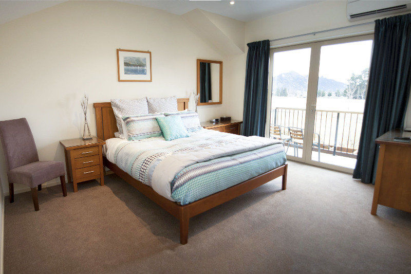 Albert Town Maple Lodge Luxury Bed & Breakfast מראה חיצוני תמונה