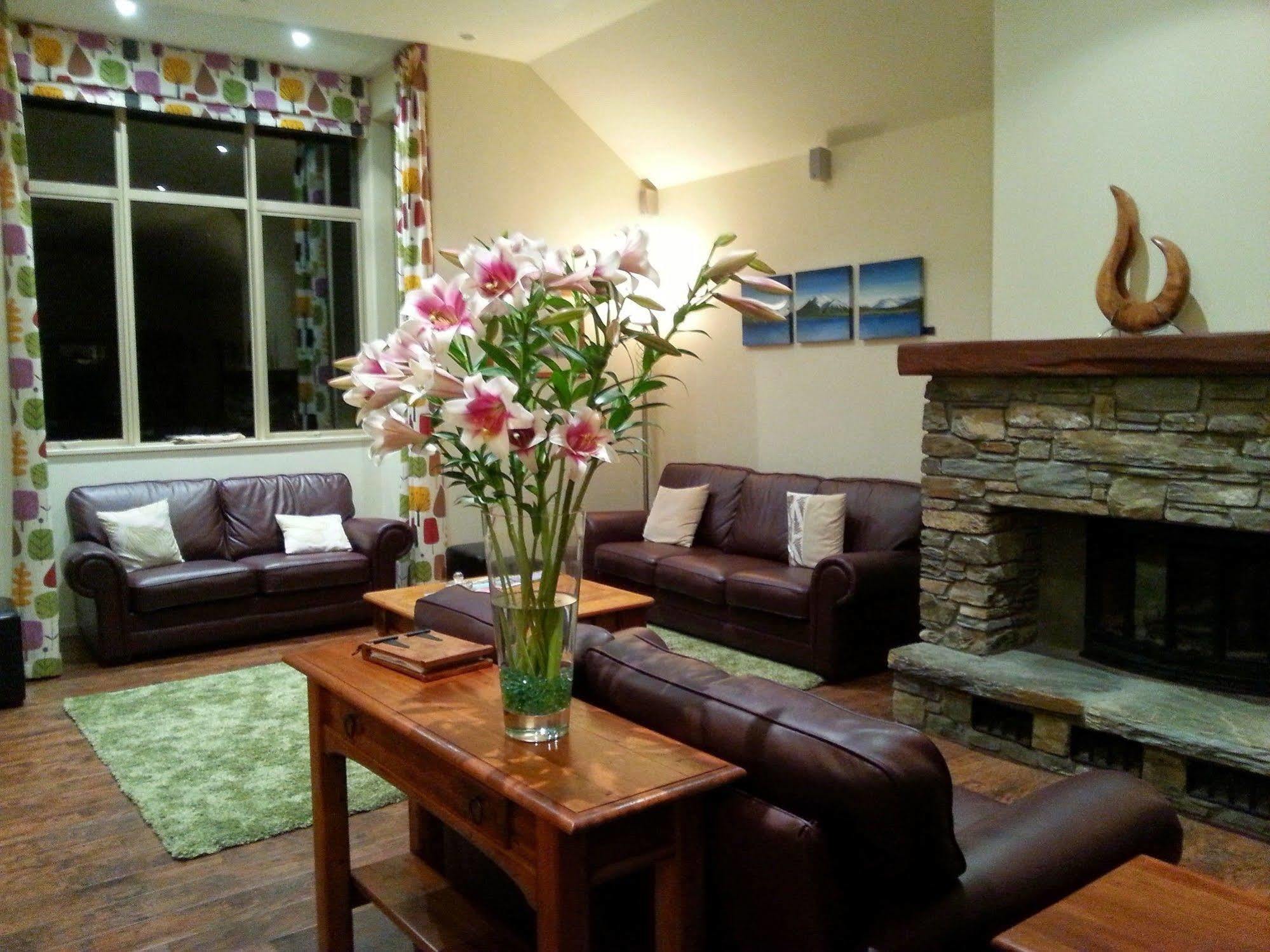 Albert Town Maple Lodge Luxury Bed & Breakfast מראה חיצוני תמונה