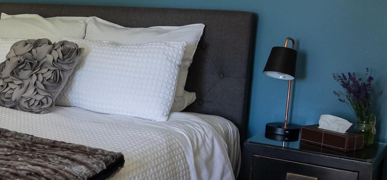 Albert Town Maple Lodge Luxury Bed & Breakfast מראה חיצוני תמונה